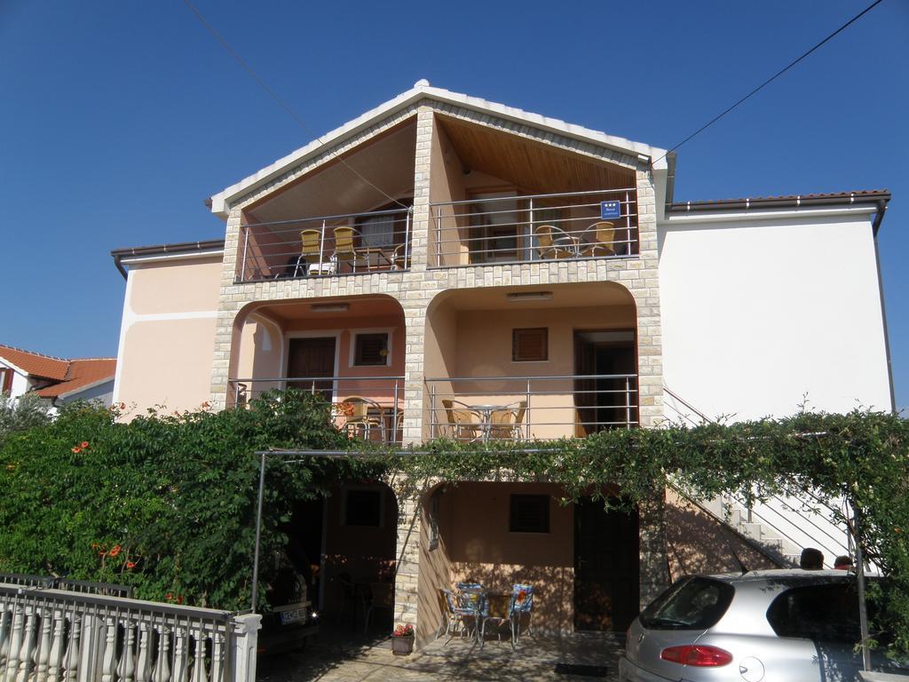 Apartments Di Gallo Jezera Exterior photo